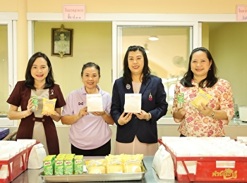 snack sets on DAY 1 to compensate
students during the online learning week
due to PM 2.5 dust.