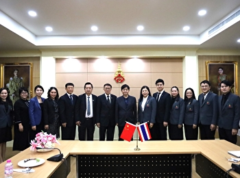 เด็กไทยจะไปประเทศจีน
ยกระดับสาธิตสู่มาตรฐานชั้นนำด้านภาษา