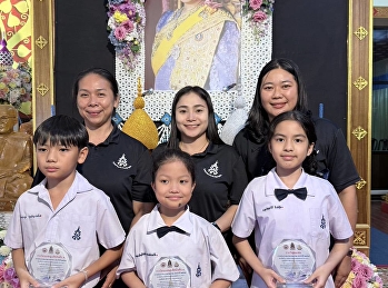 Congratulations to our young Dharma
speaker for winning three awards!